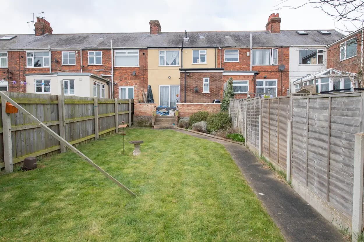property photo 13 of 16