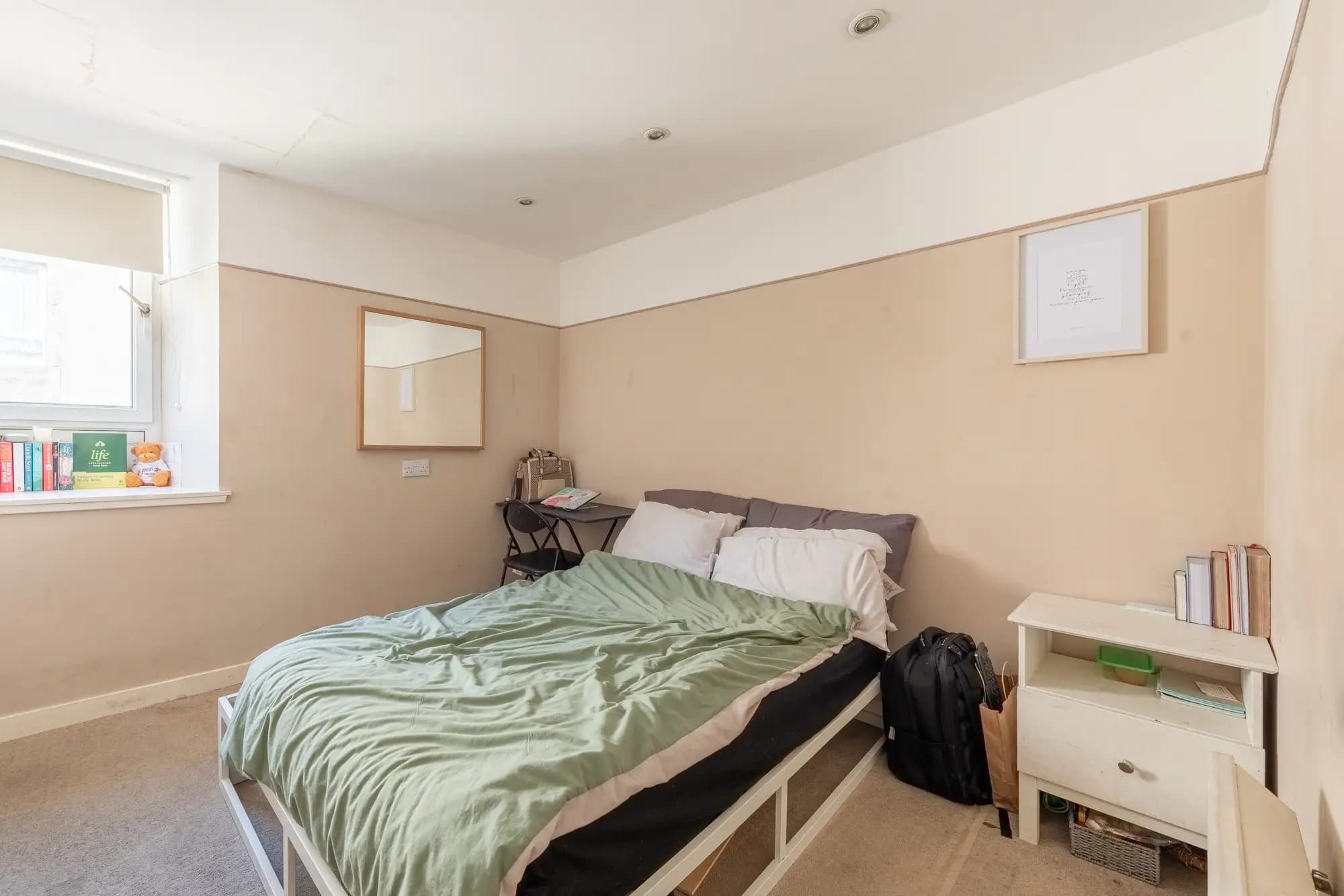 property photo 5 of 14