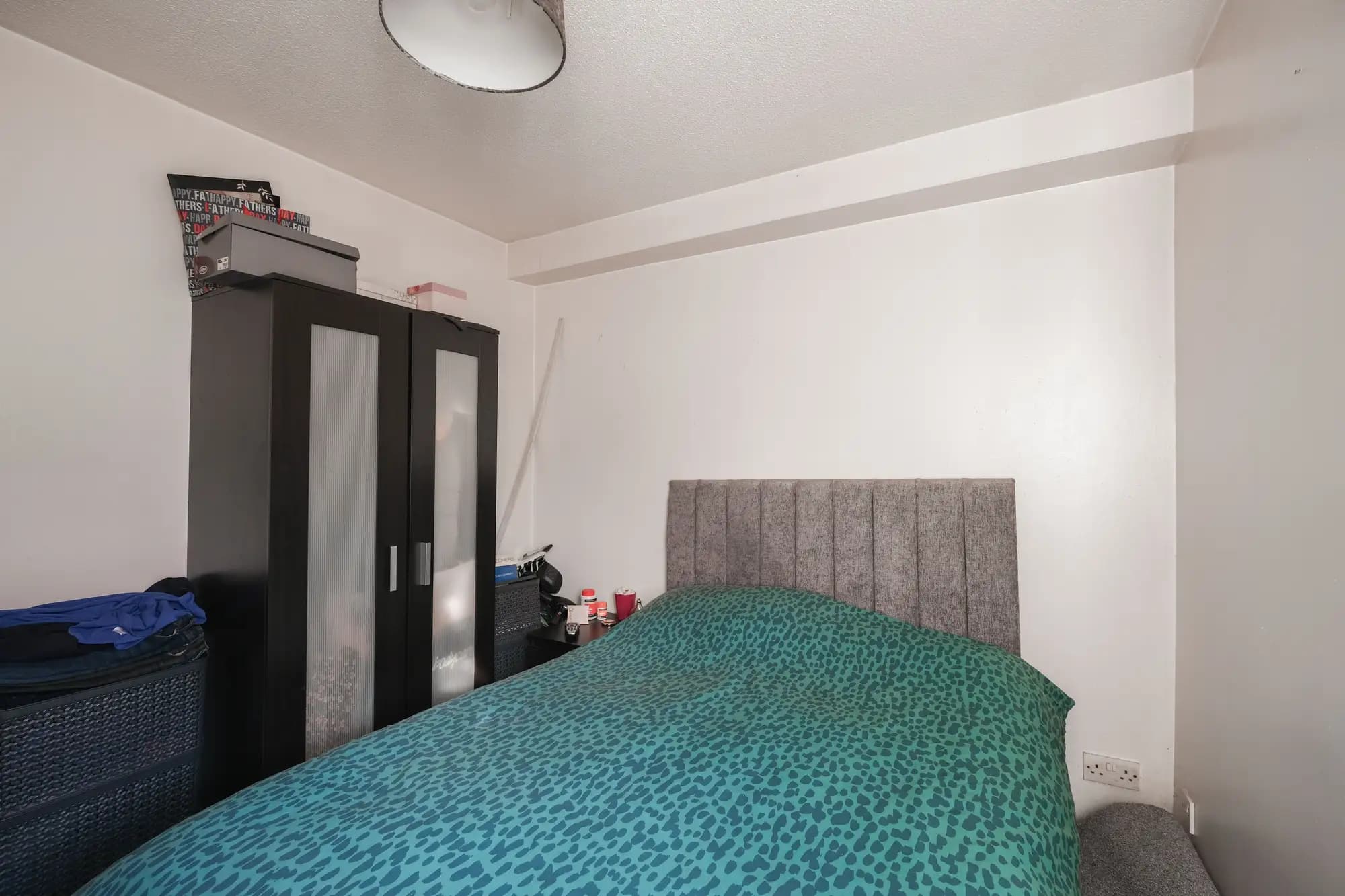 property photo 9 of 14