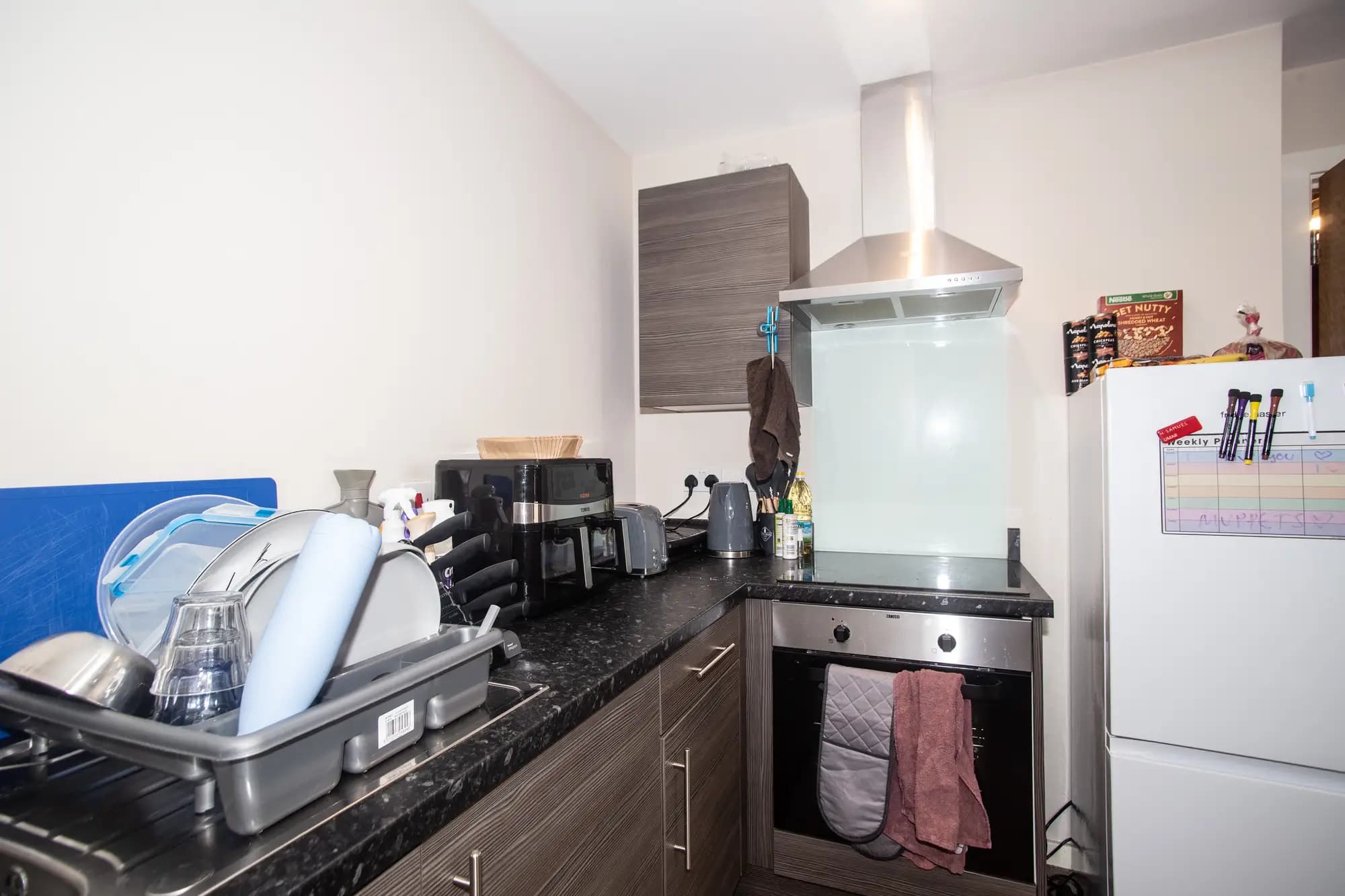 property photo 5 of 16