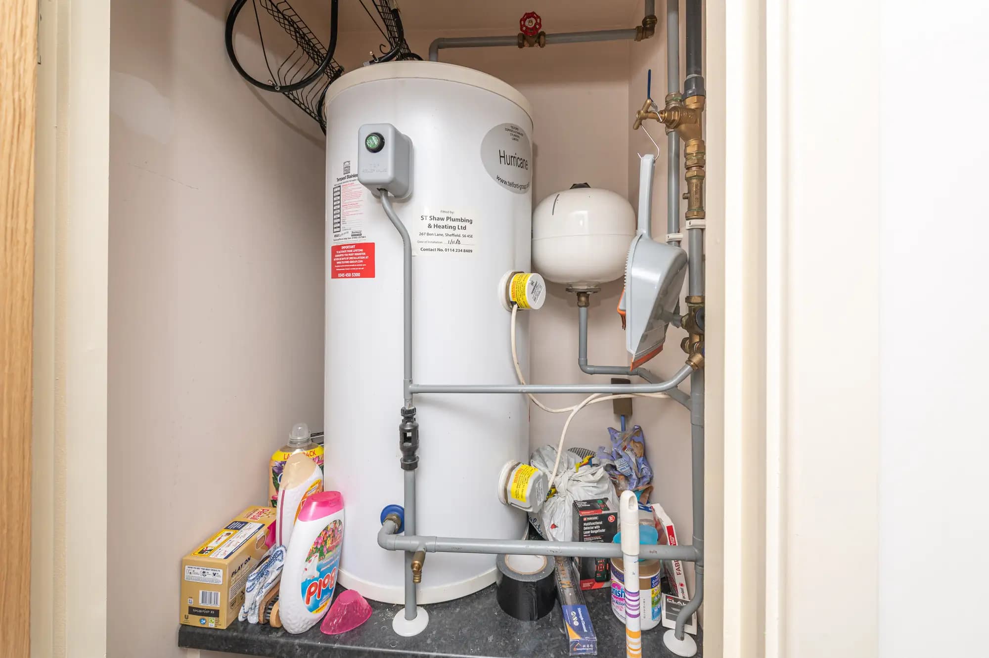 property photo 8 of 10