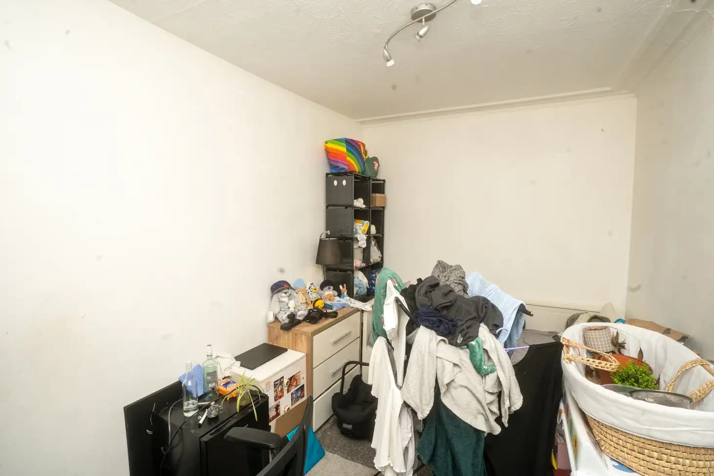 property photo 18 of 22