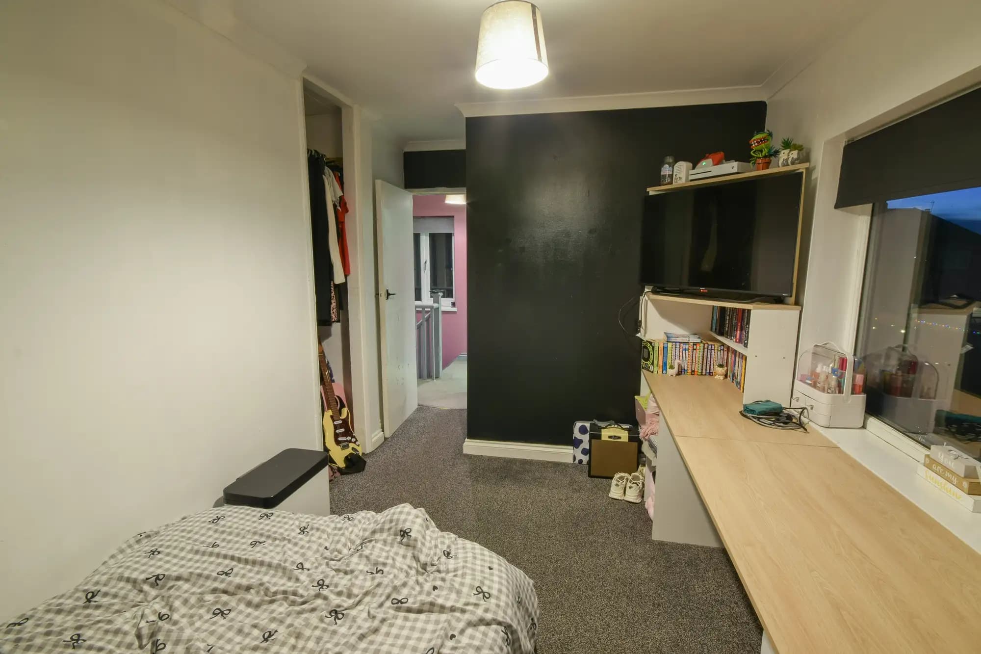 property photo 12 of 19