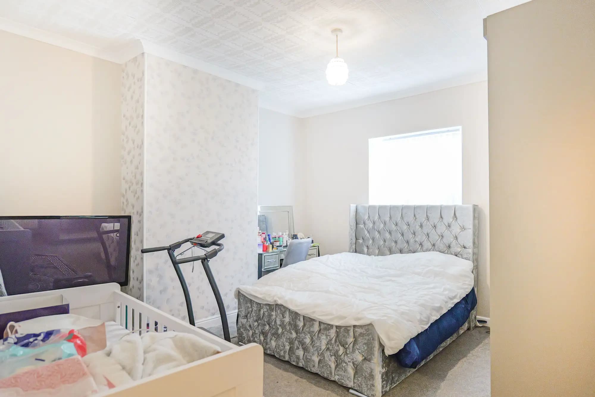 property photo 11 of 20