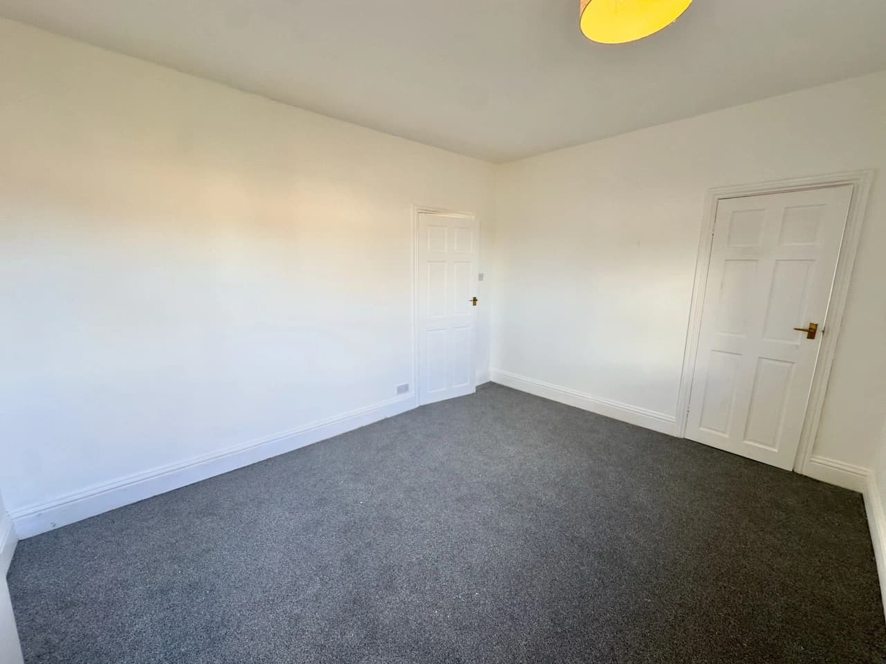 property photo 12 of 20