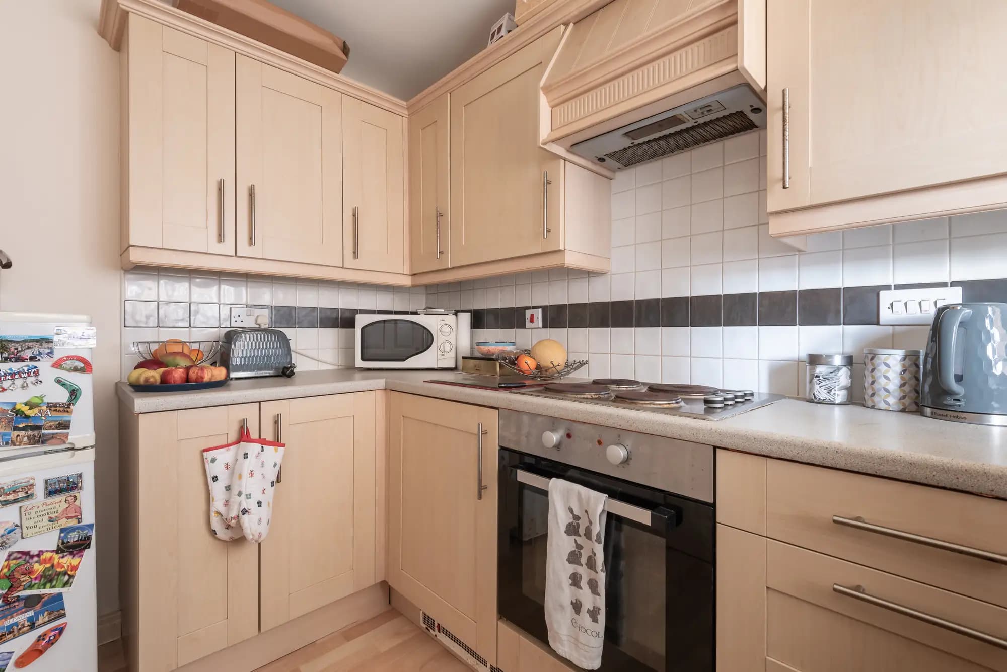 property photo 7 of 21