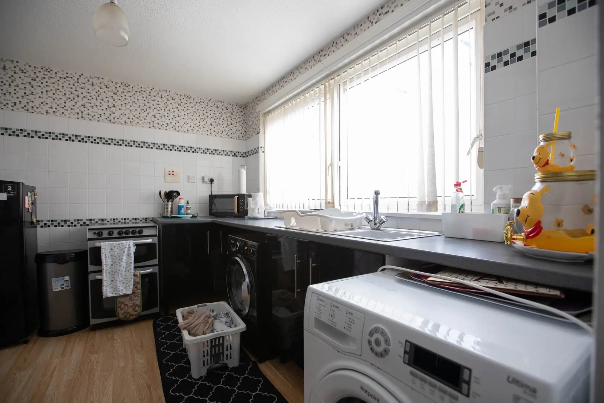 property photo 11 of 33