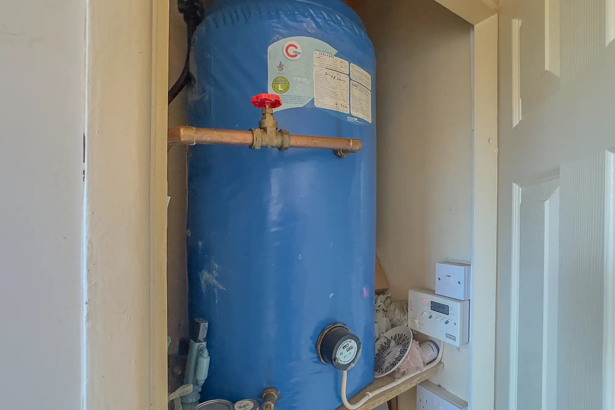 property photo 13 of 16