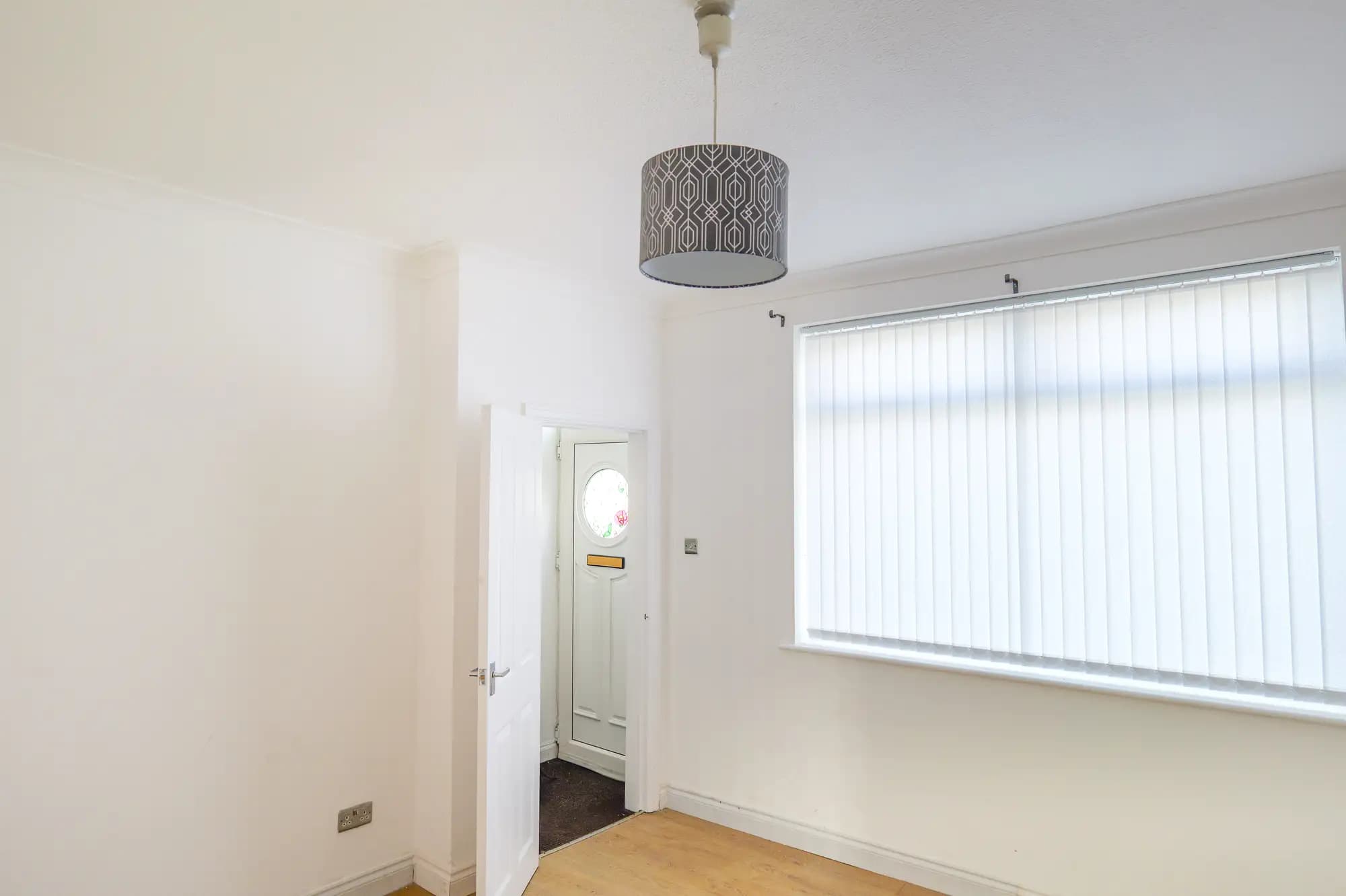 property photo 4 of 23