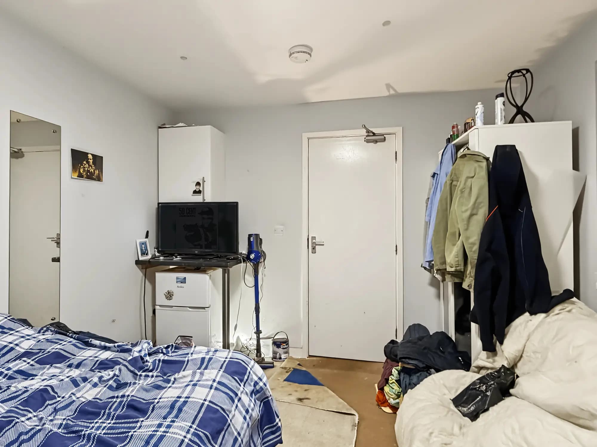 property photo 13 of 25