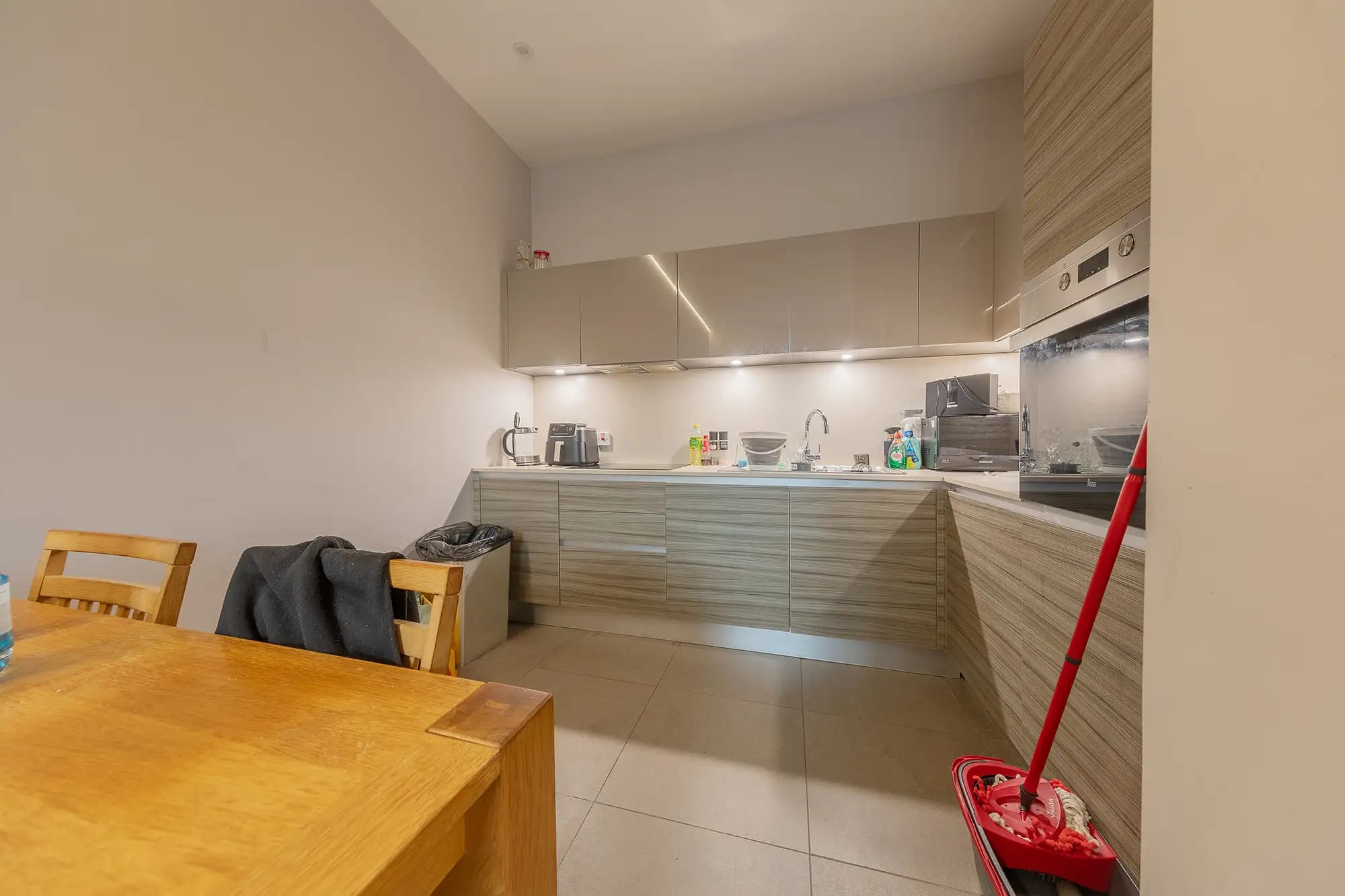 property photo 5 of 21