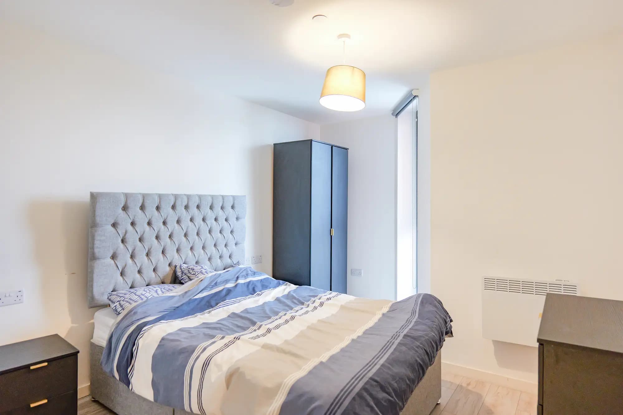 property photo 7 of 18