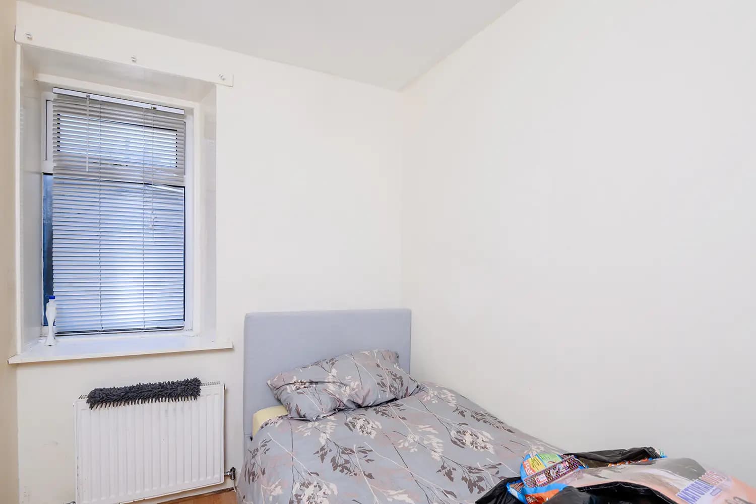 property photo 10 of 15