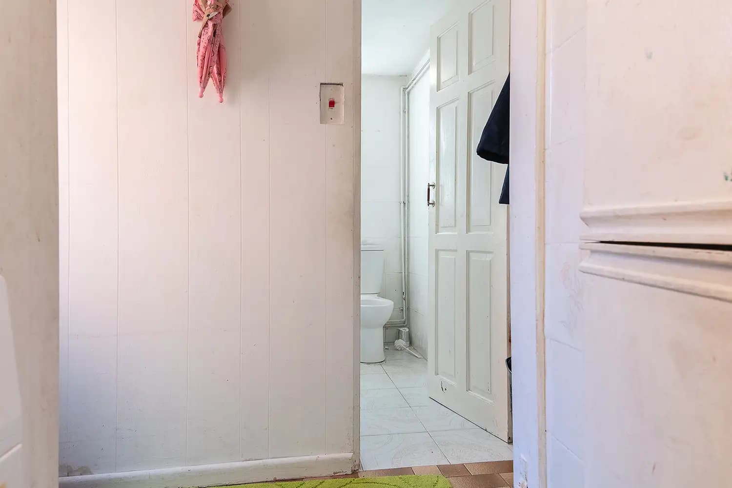 property photo 15 of 37