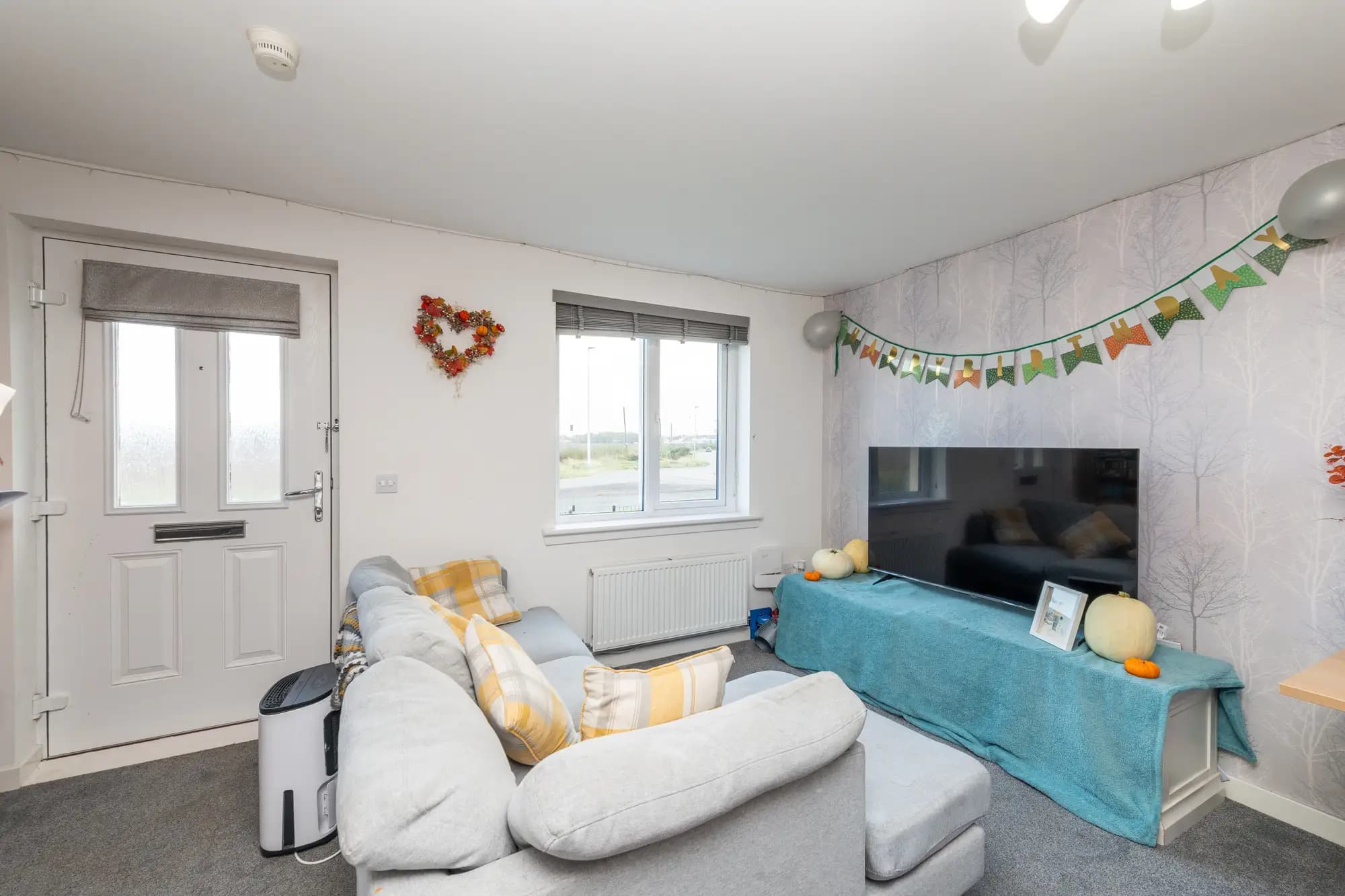 property photo 4 of 37