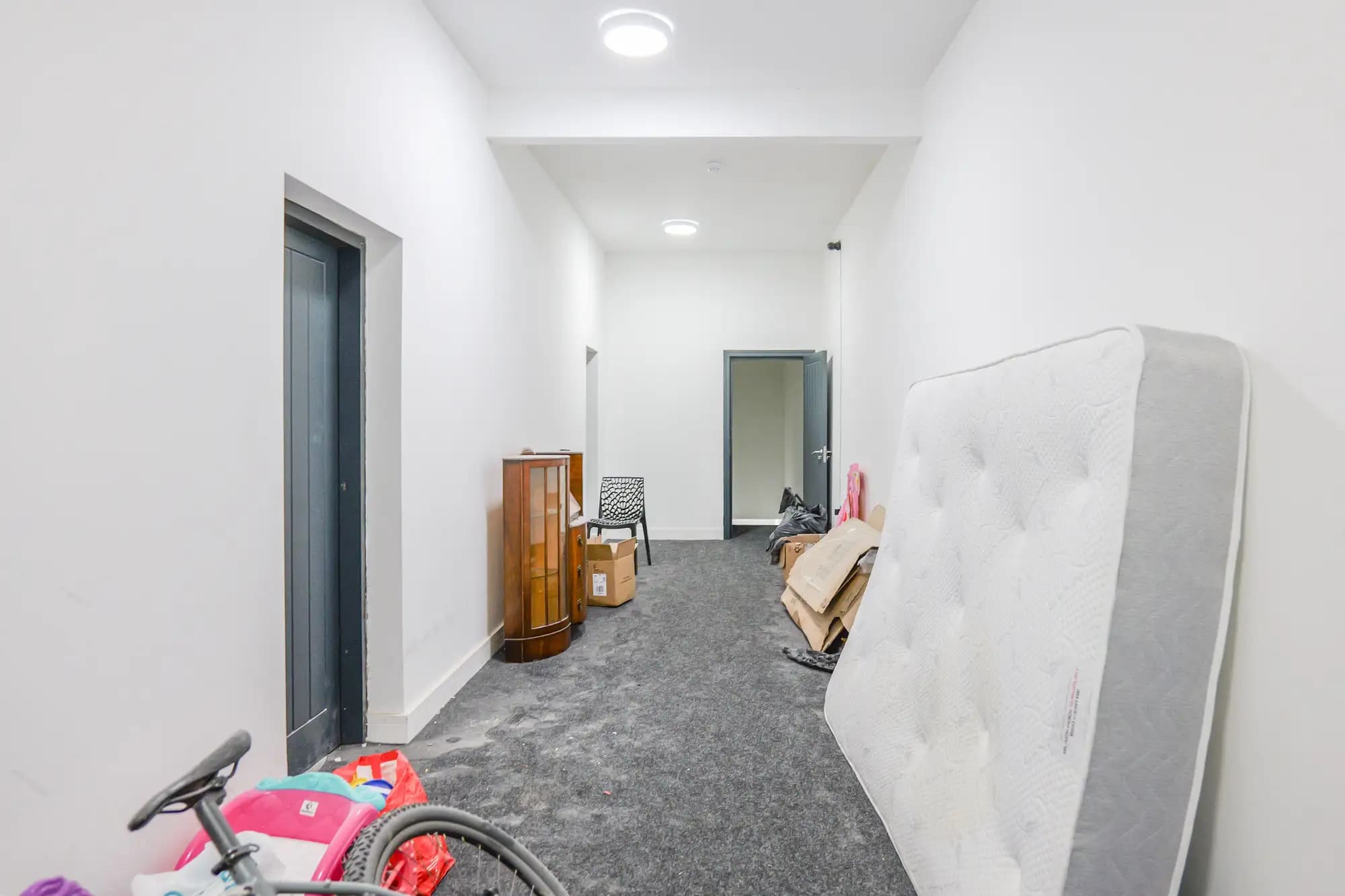 property photo 13 of 15