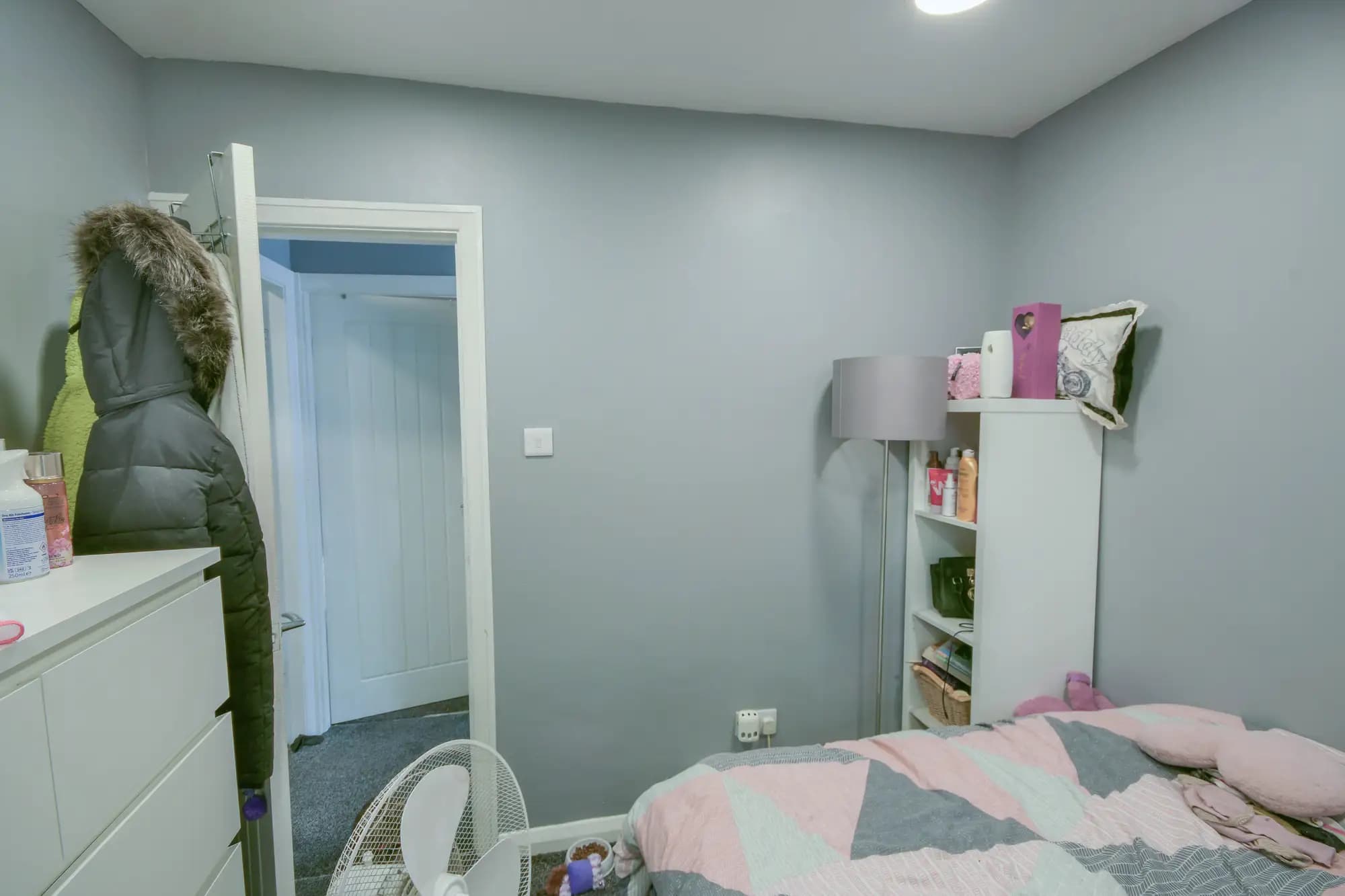 property photo 11 of 21