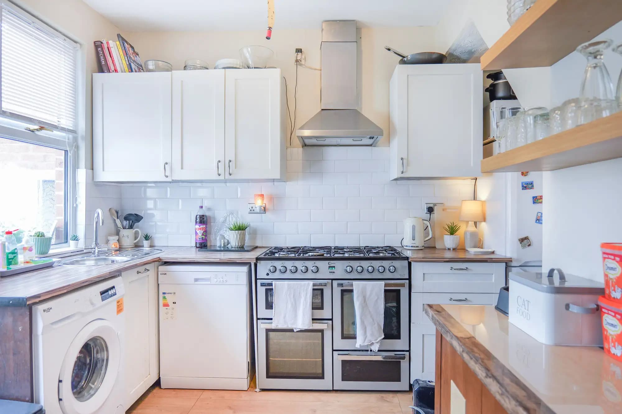 property photo 5 of 20