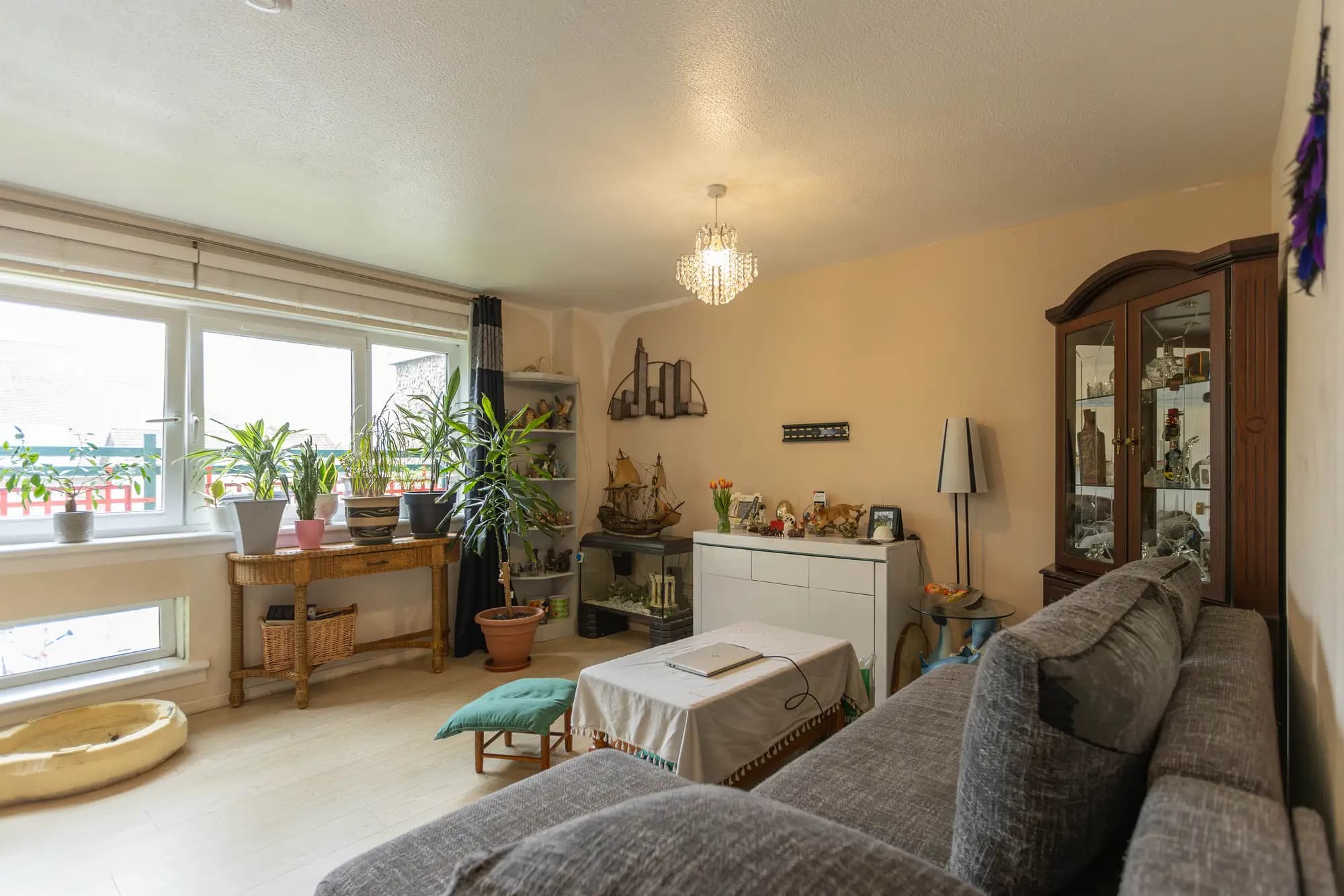 property photo 5 of 28
