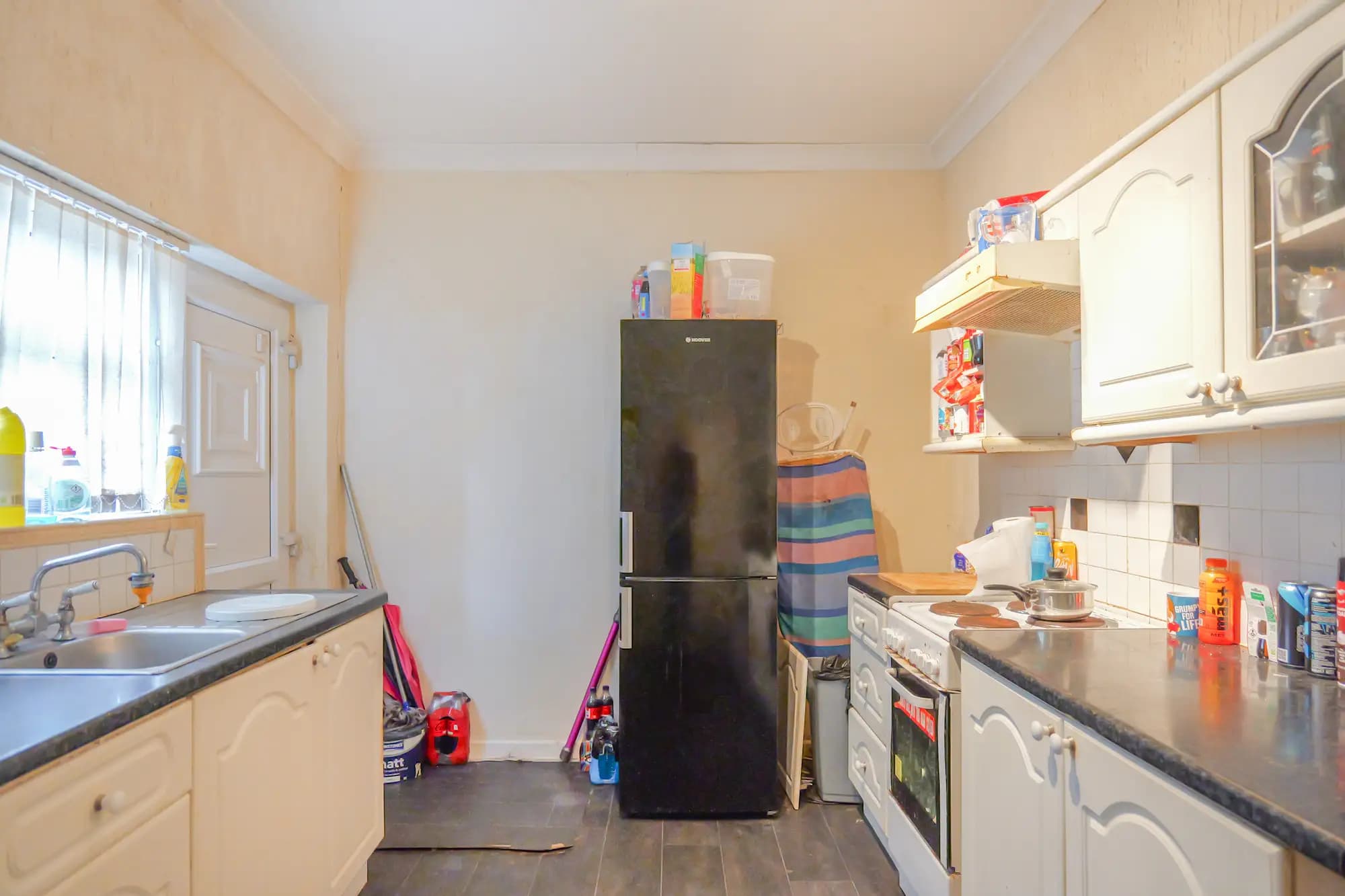 property photo 5 of 24