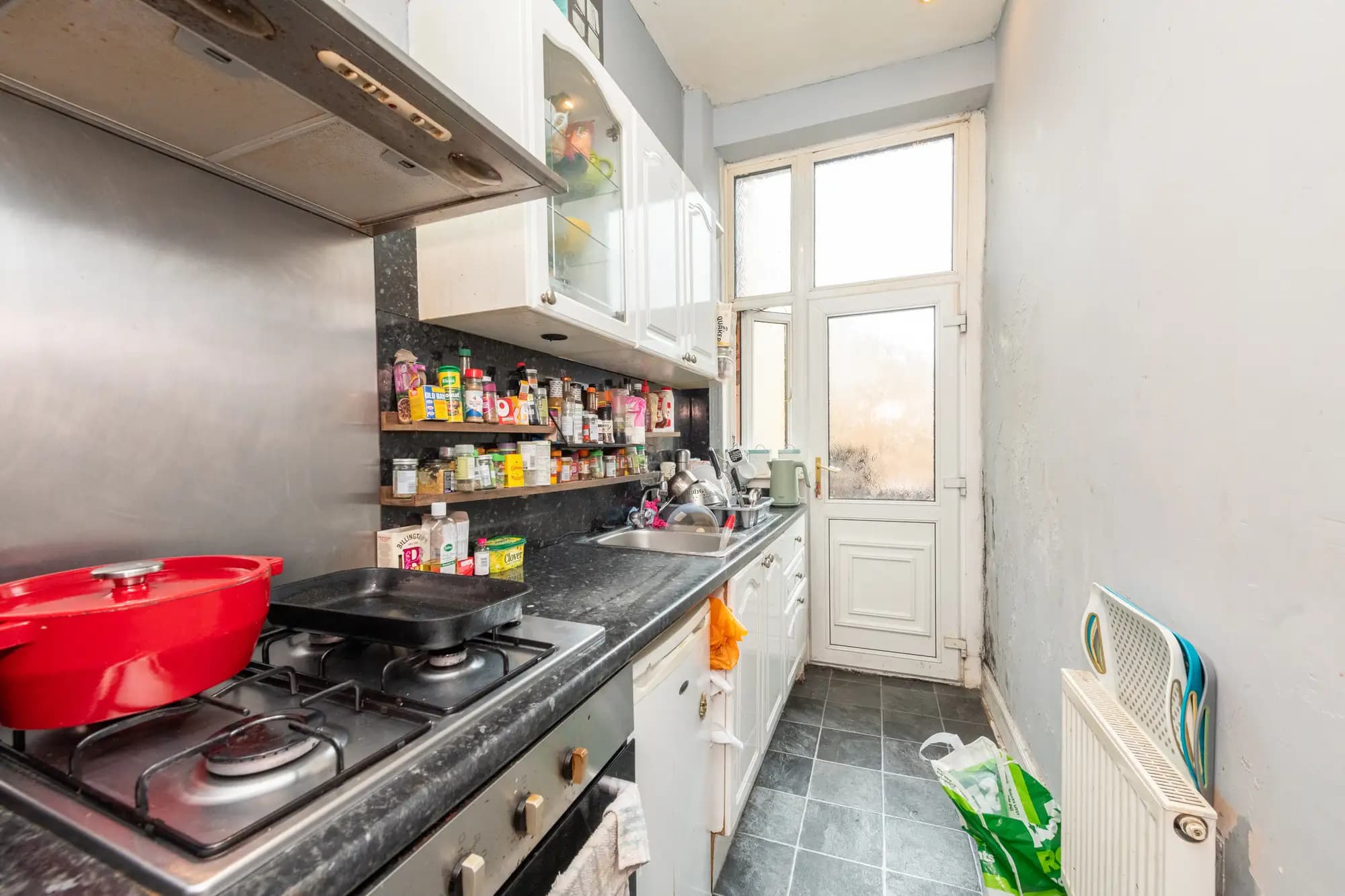 property photo 7 of 30