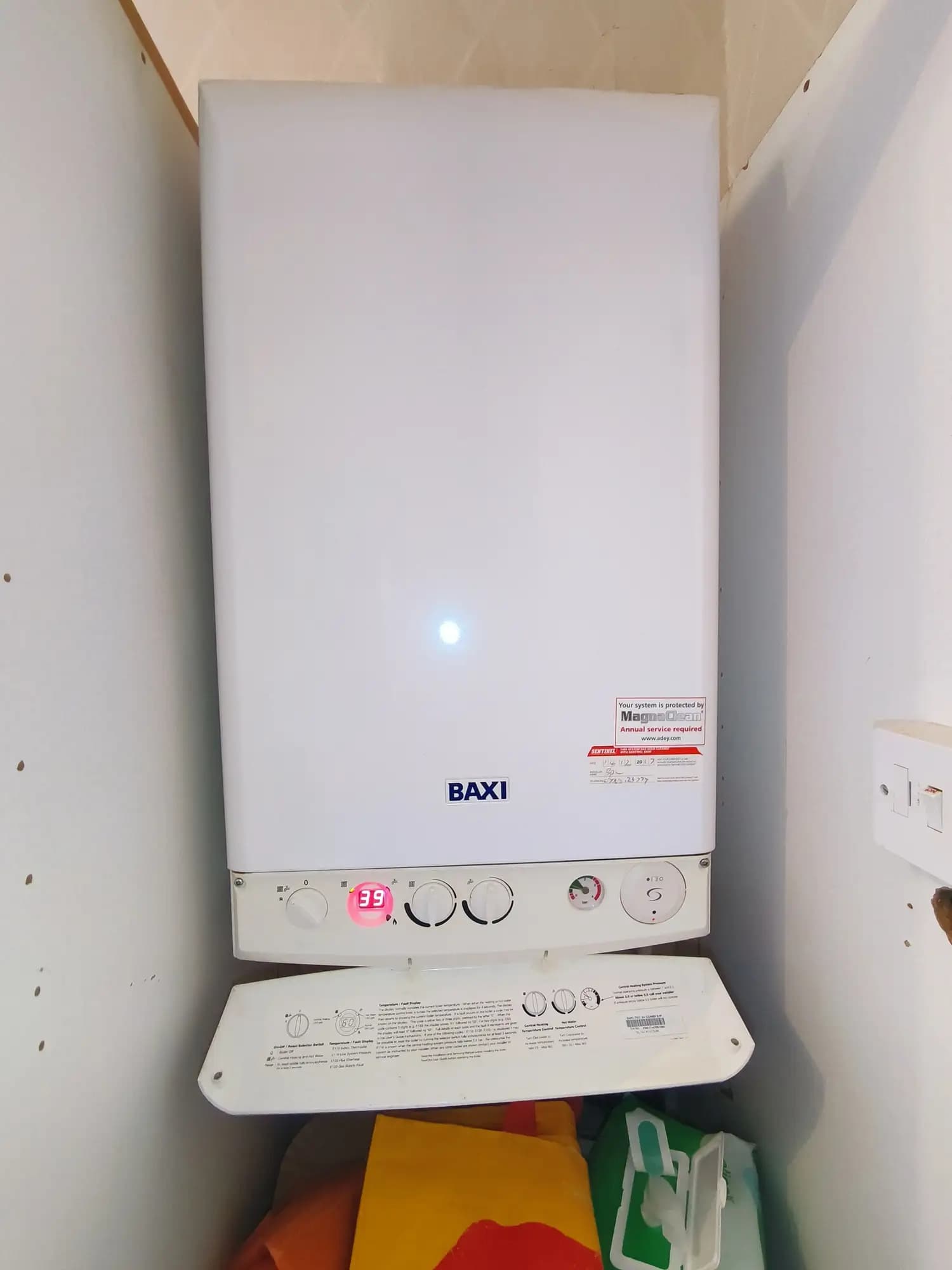 property photo 9 of 16