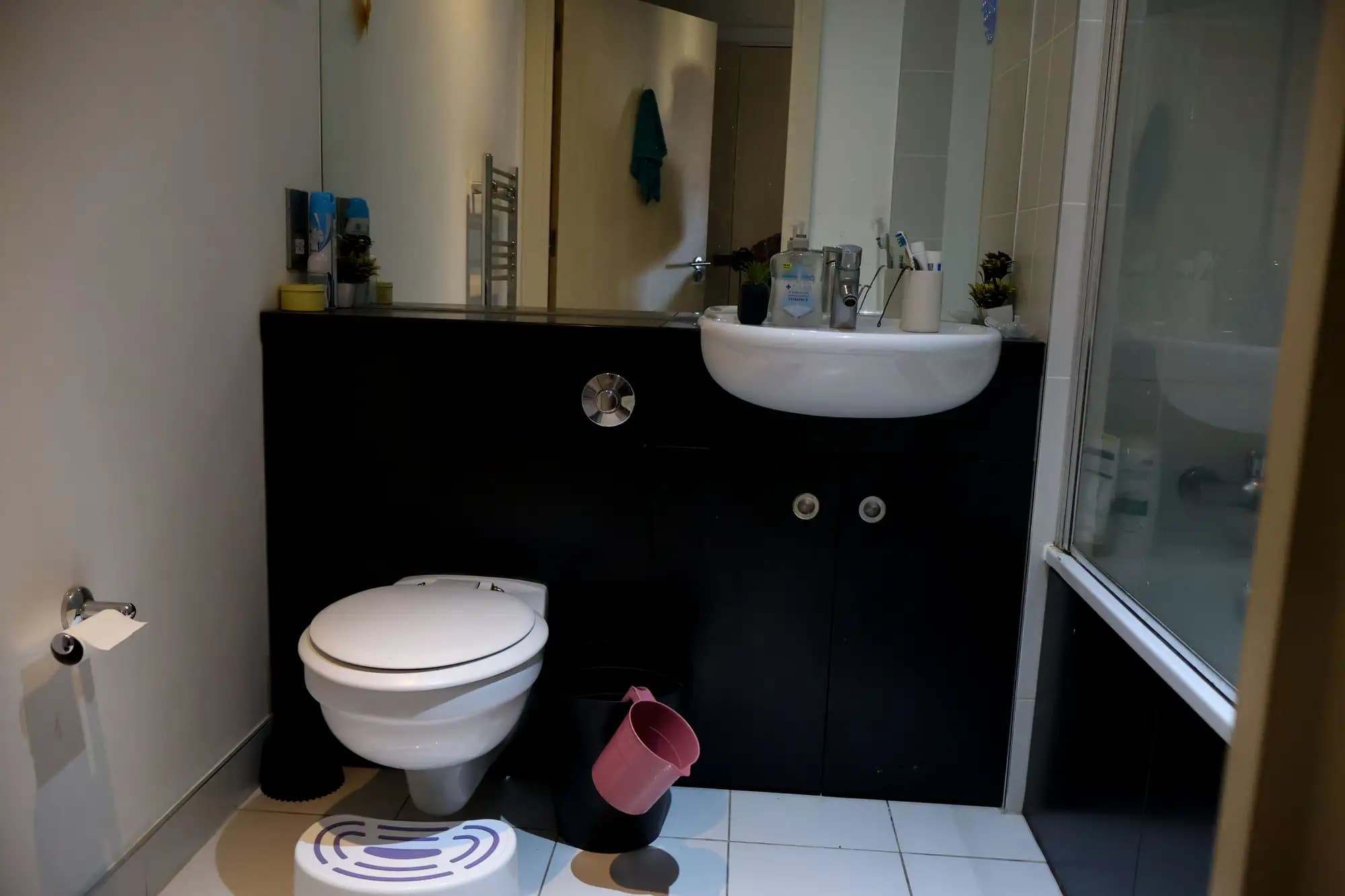 property photo 8 of 15