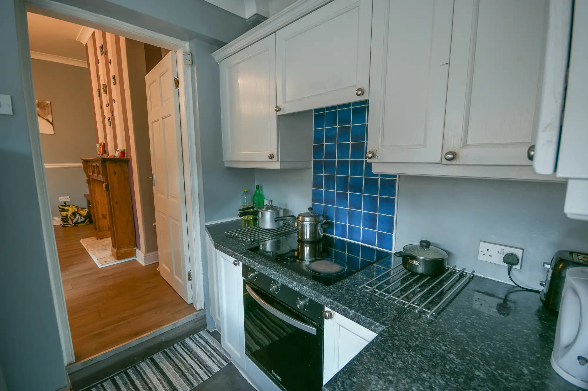 property photo 9 of 20