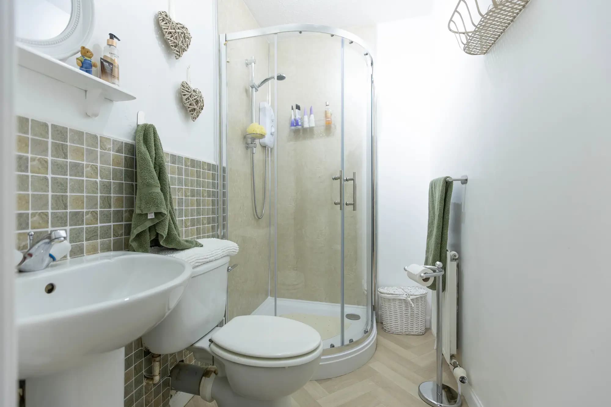 property photo 13 of 34