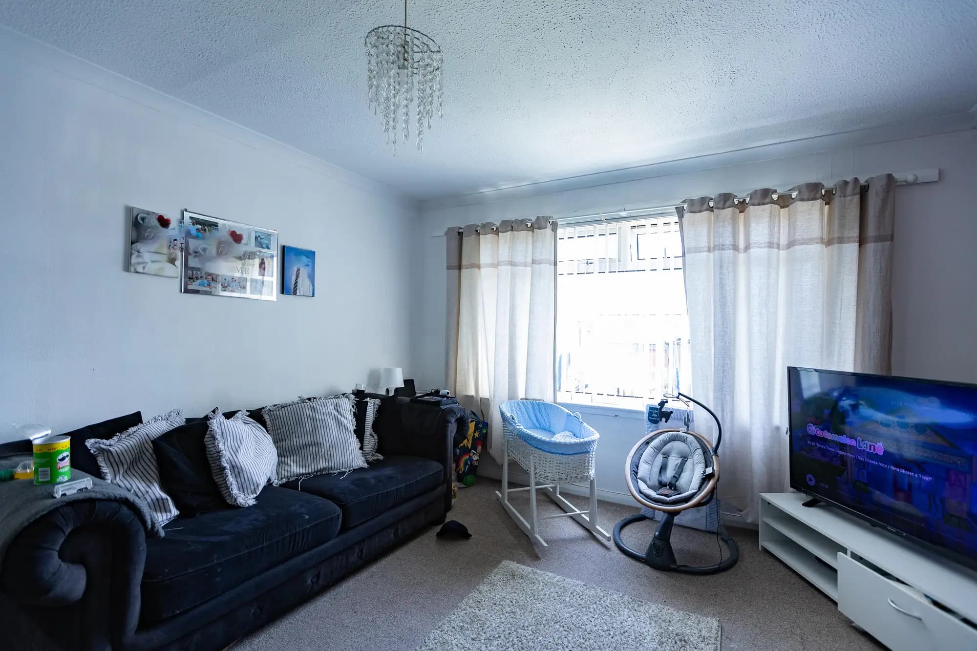 property photo 4 of 16