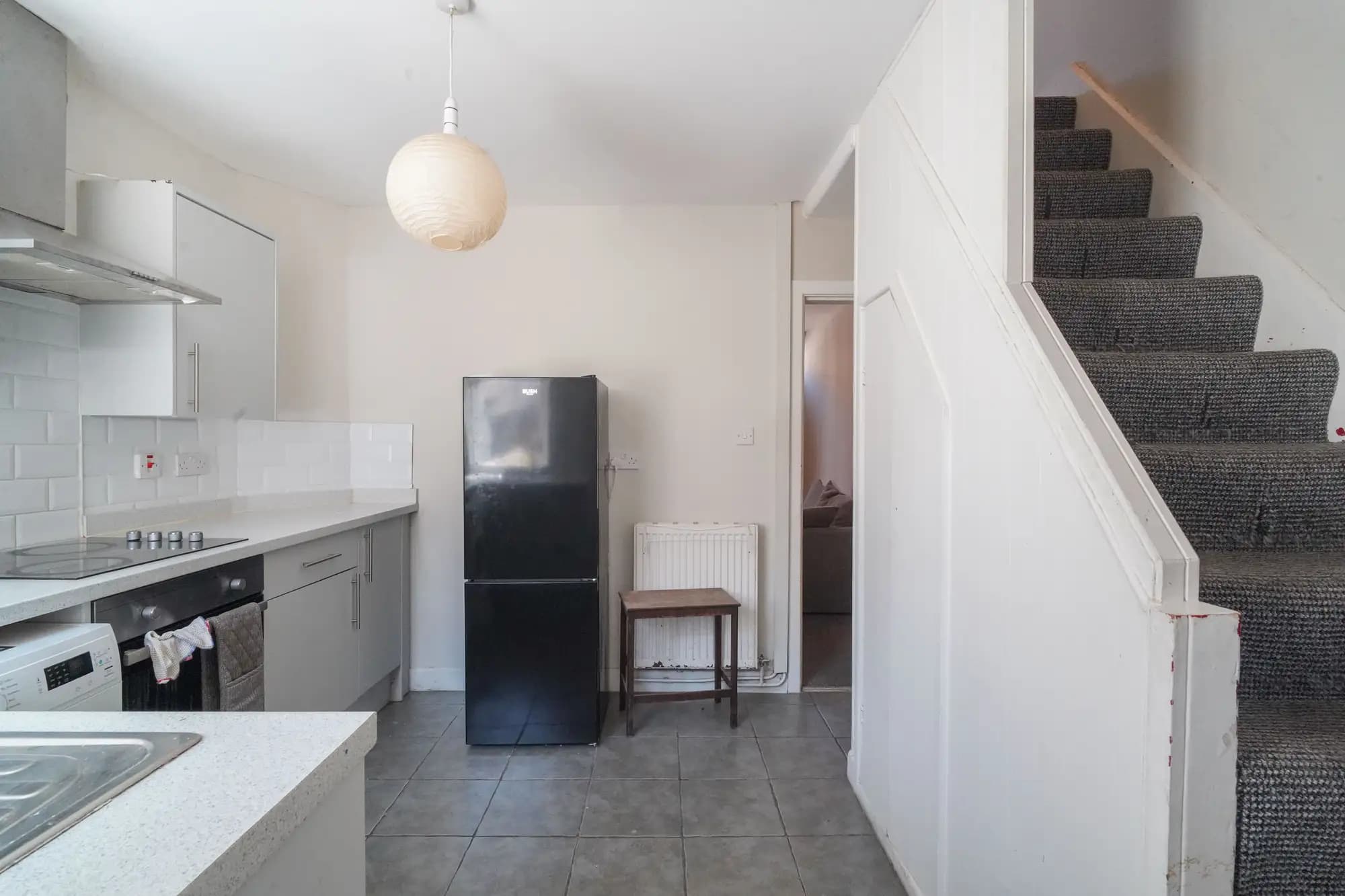 property photo 5 of 18