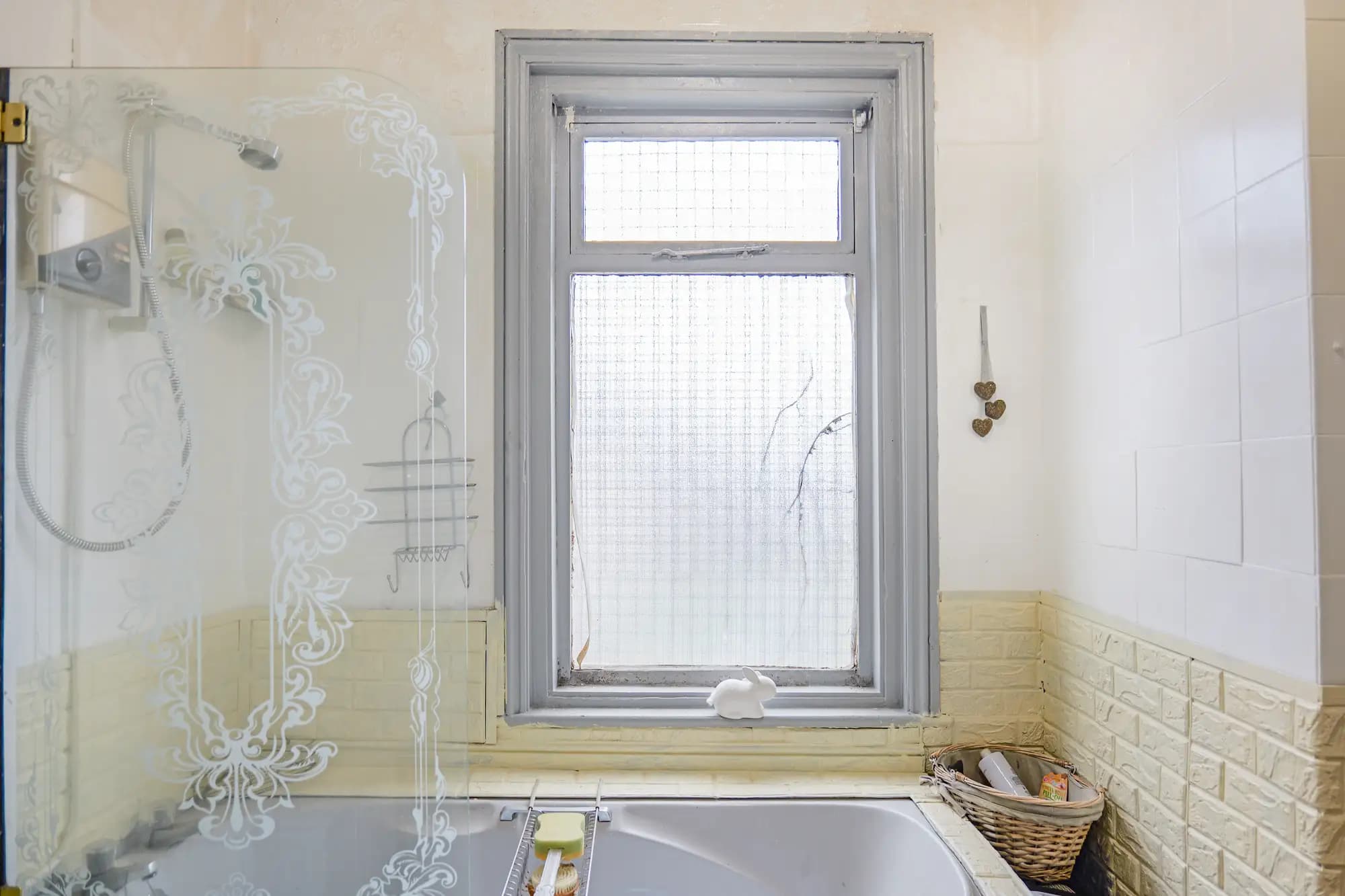 property photo 9 of 20