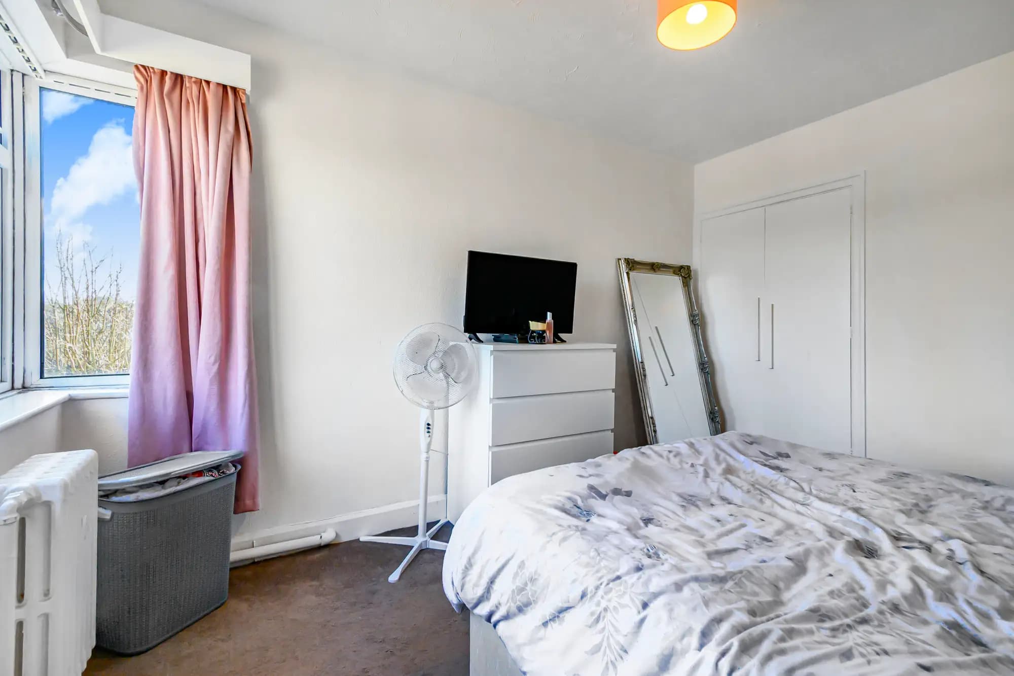 property photo 12 of 18