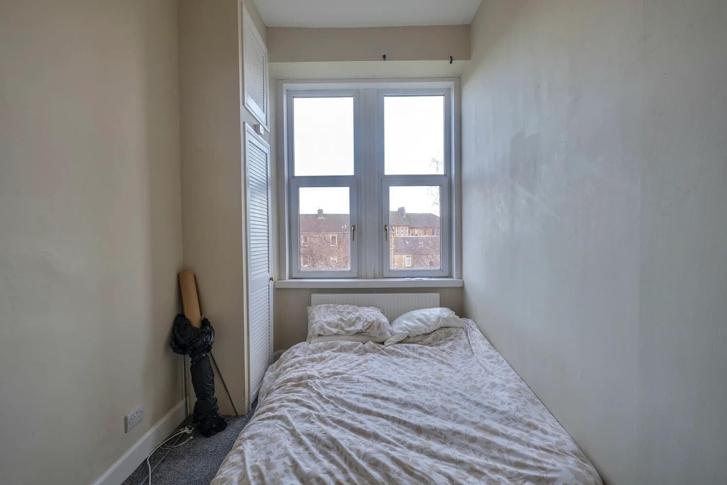 property photo 12 of 17