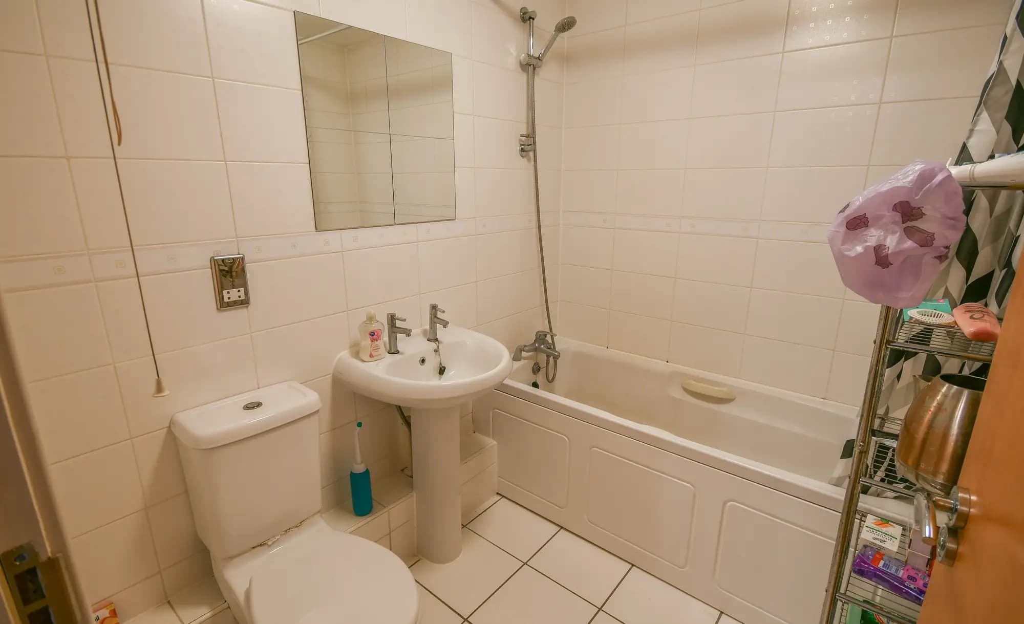 property photo 11 of 23