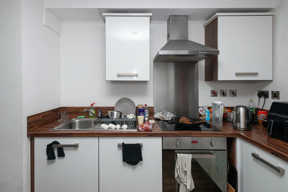 property photo 9 of 19