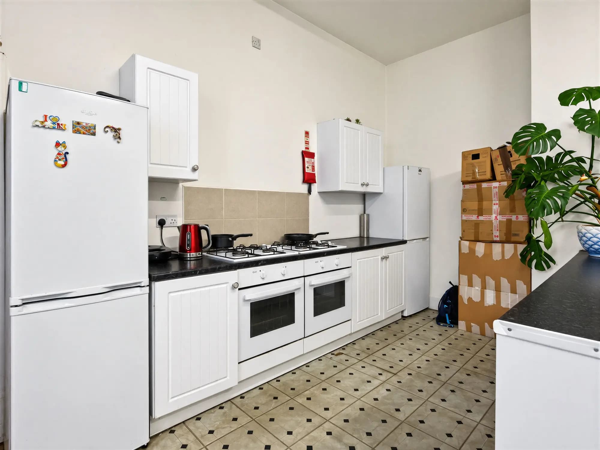 property photo 6 of 41