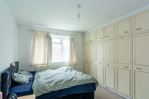 property photo 16 of 29