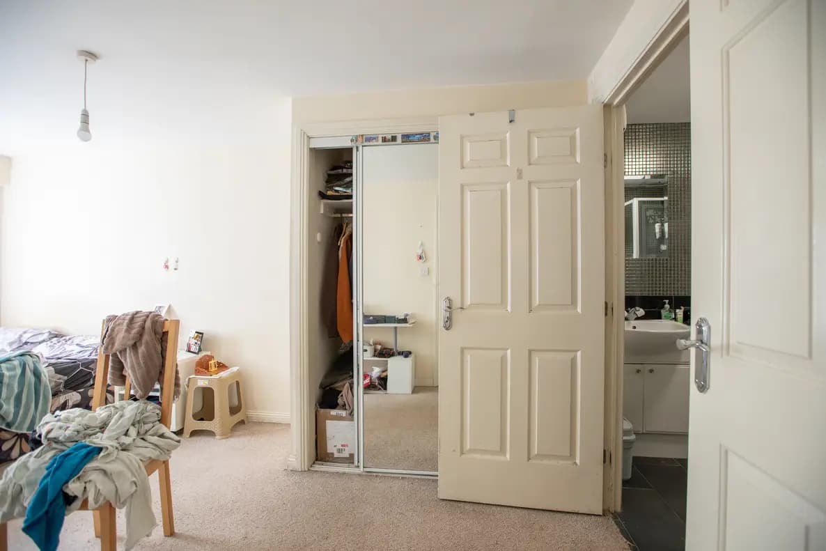 property photo 15 of 28