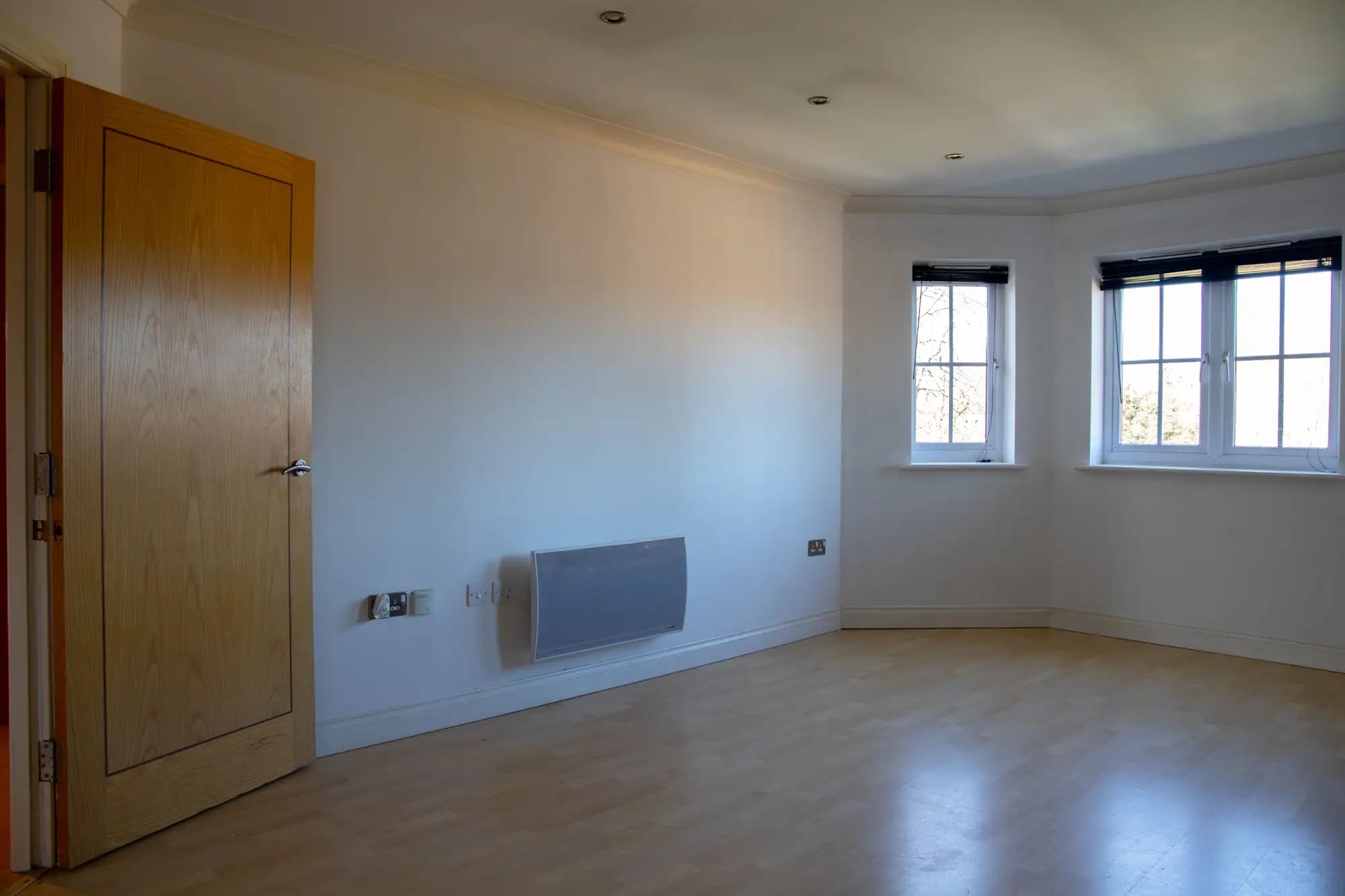property photo 10 of 17