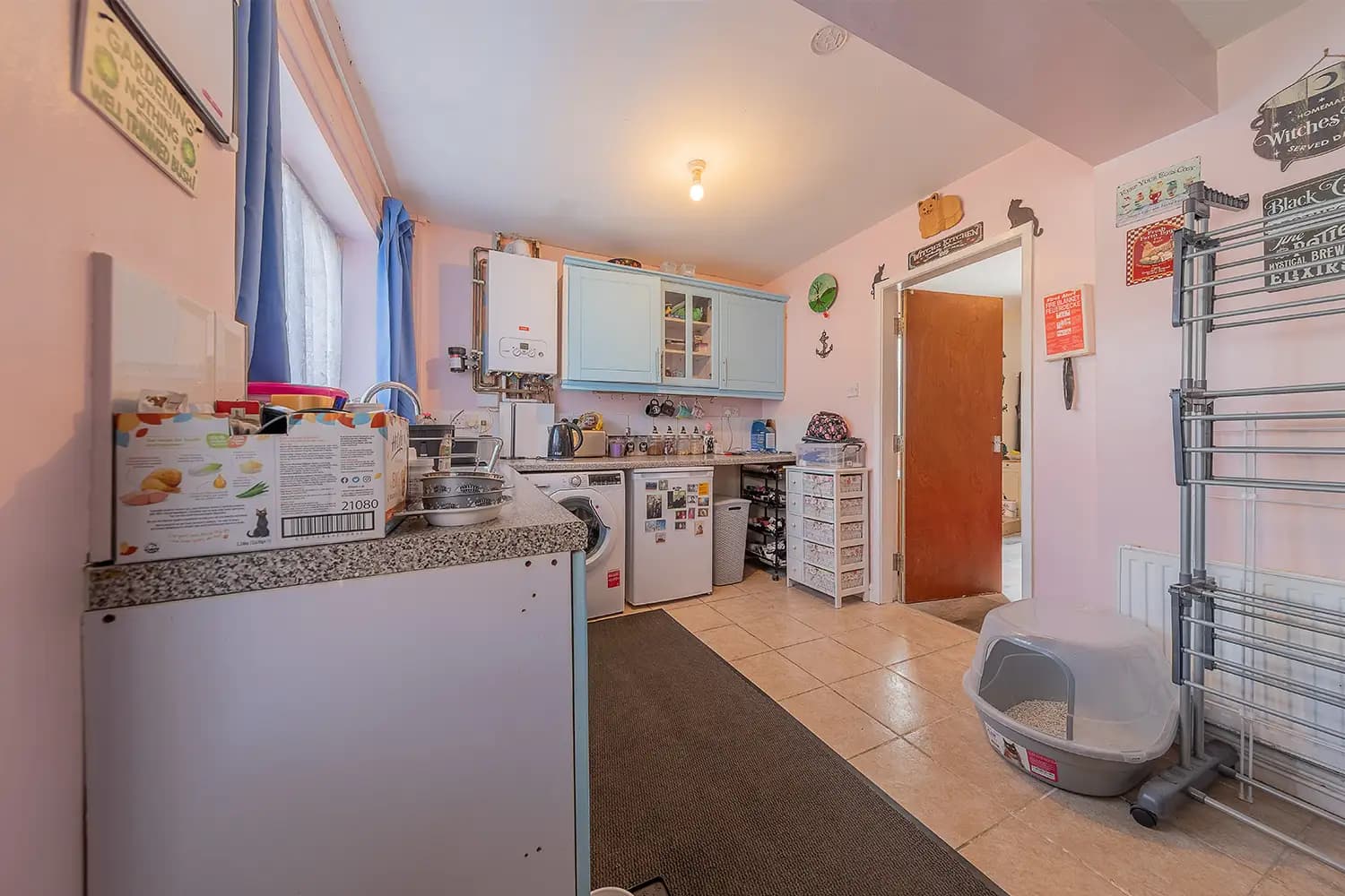 property photo 7 of 30