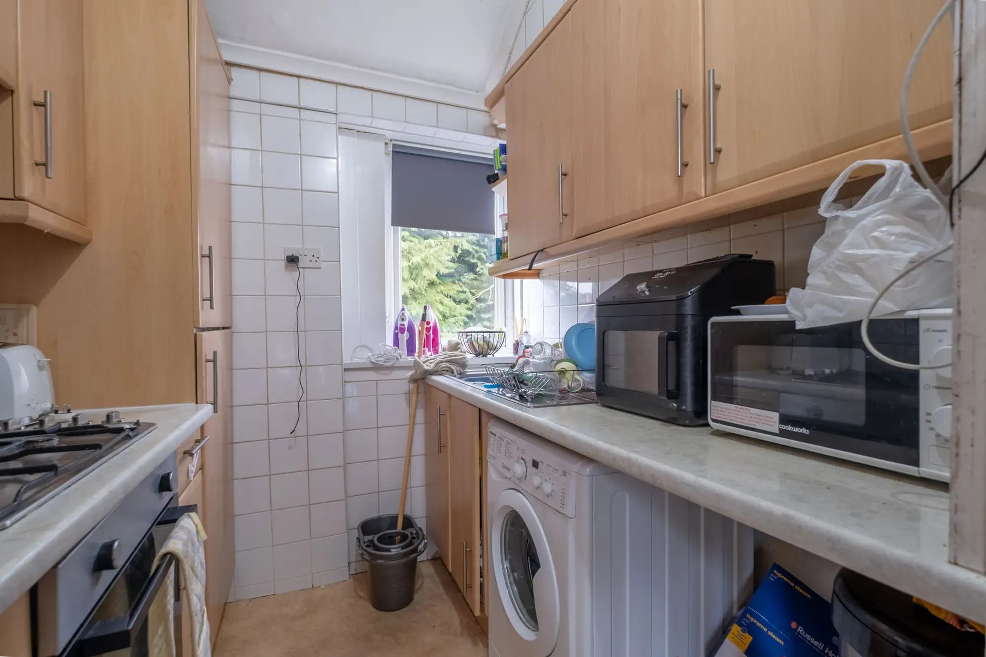 property photo 6 of 18