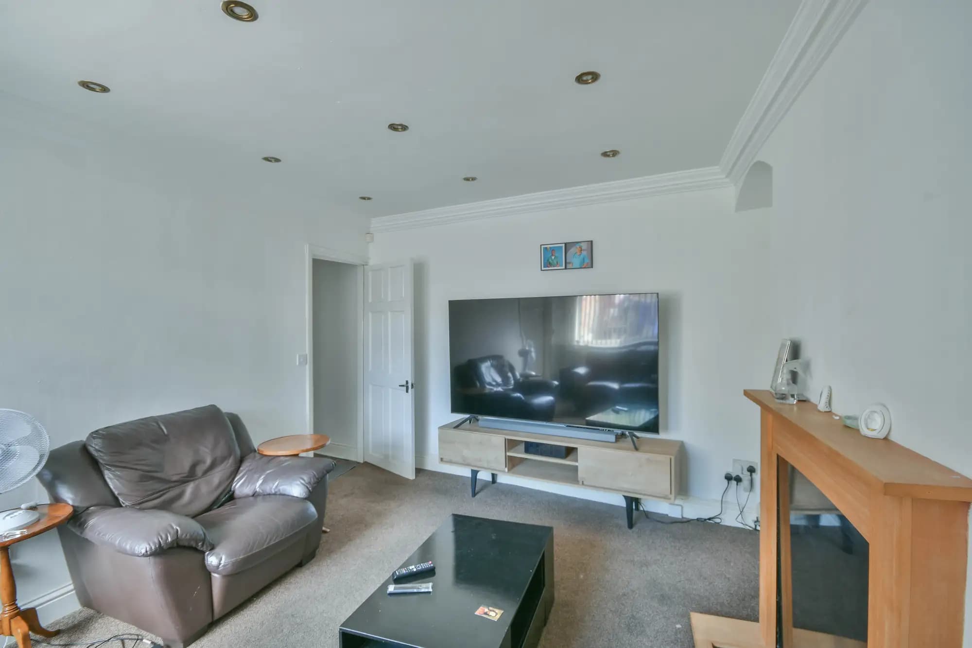 property photo 4 of 20
