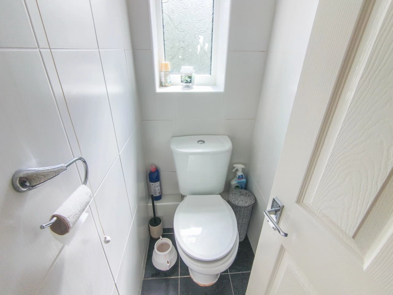 property photo 10 of 17