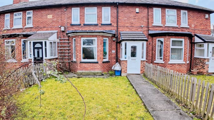 property photo 17 of 25