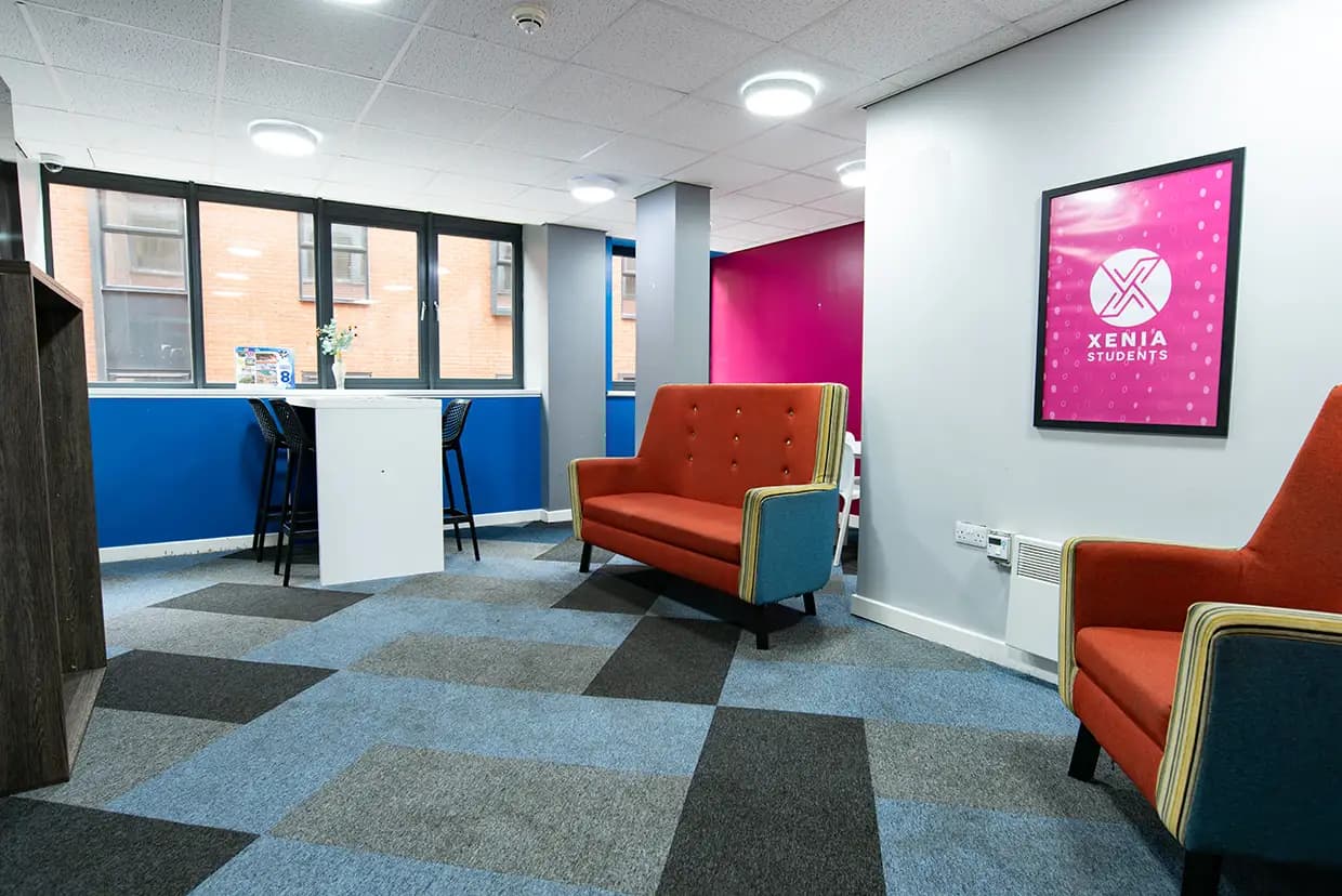 property photo 13 of 16