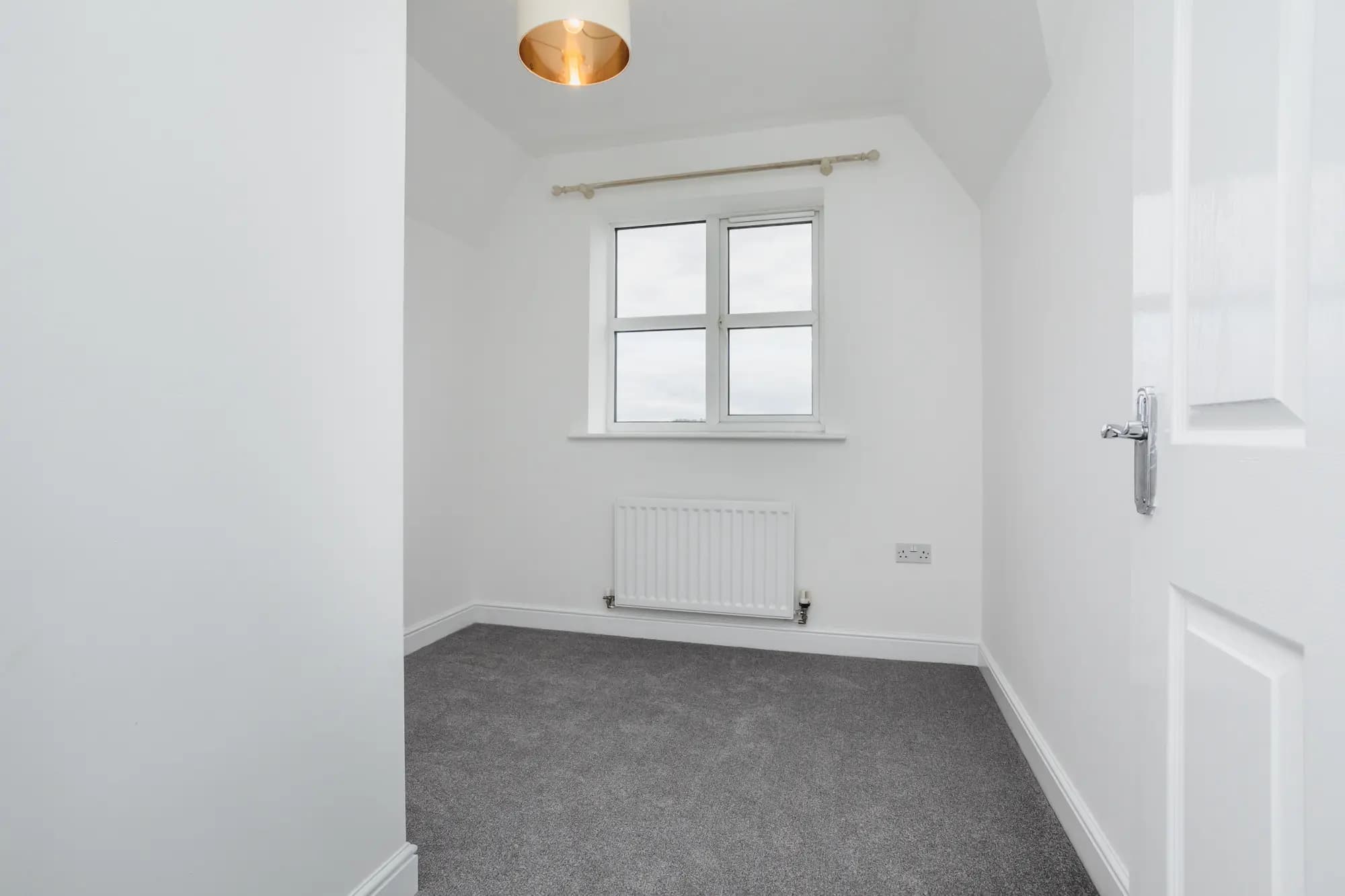 property photo 14 of 21
