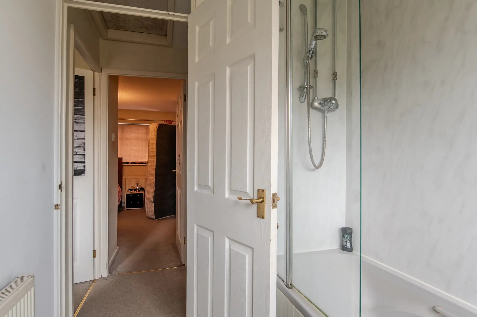 property photo 7 of 16