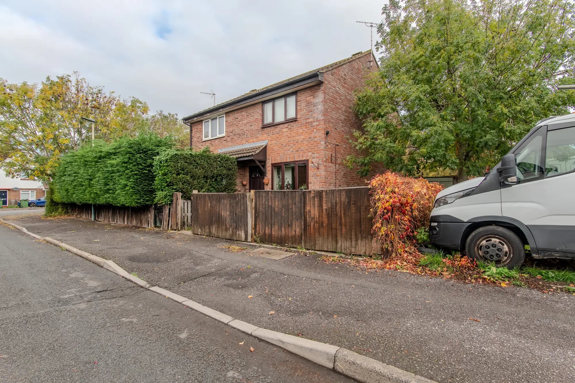 property photo 13 of 16