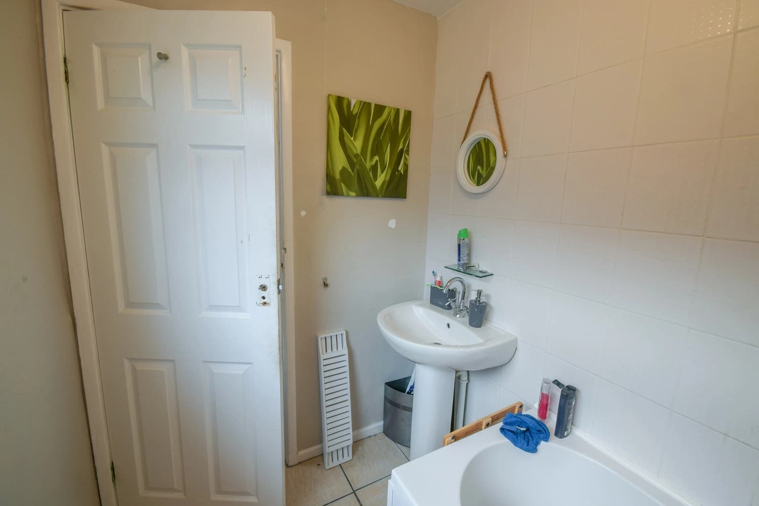 property photo 6 of 14